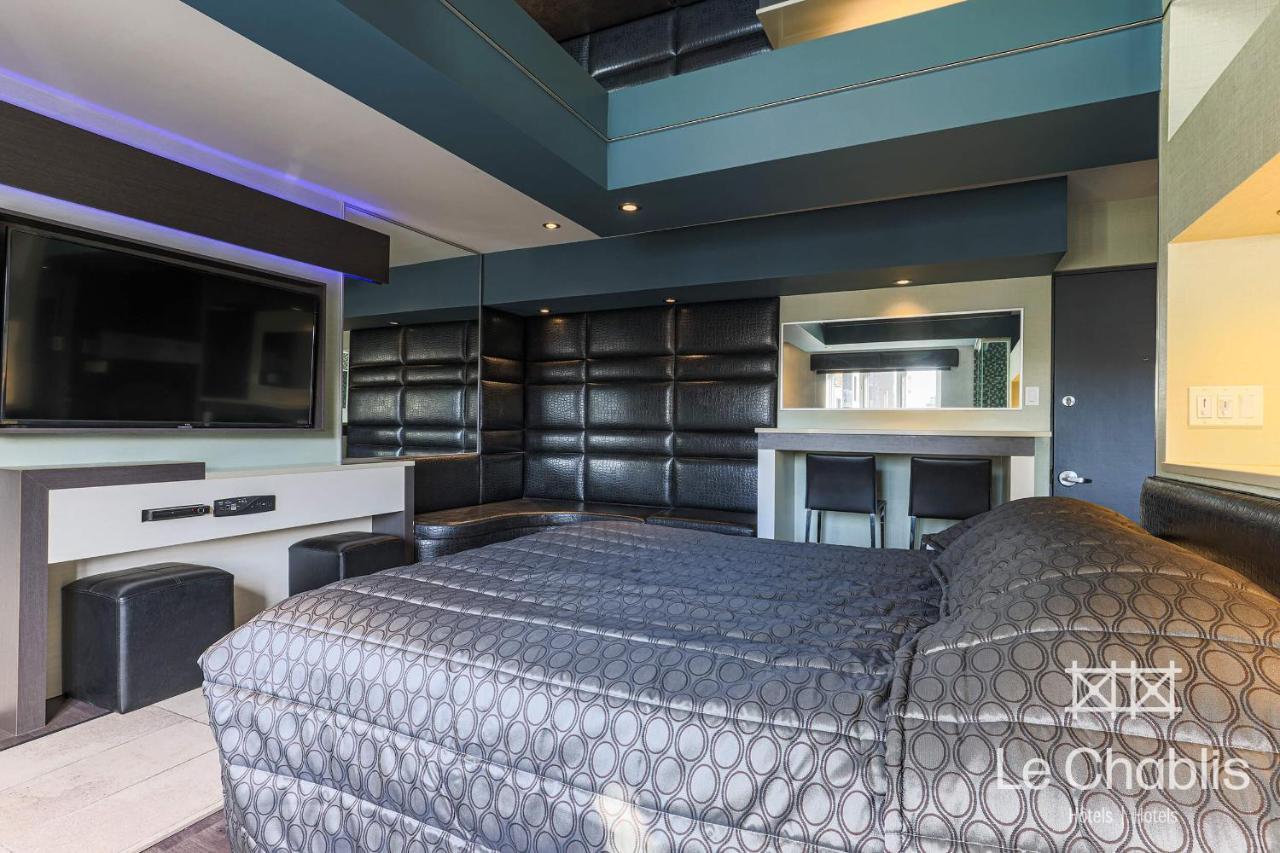 مونتريال Hotel Le Chablis Cadillac المظهر الخارجي الصورة