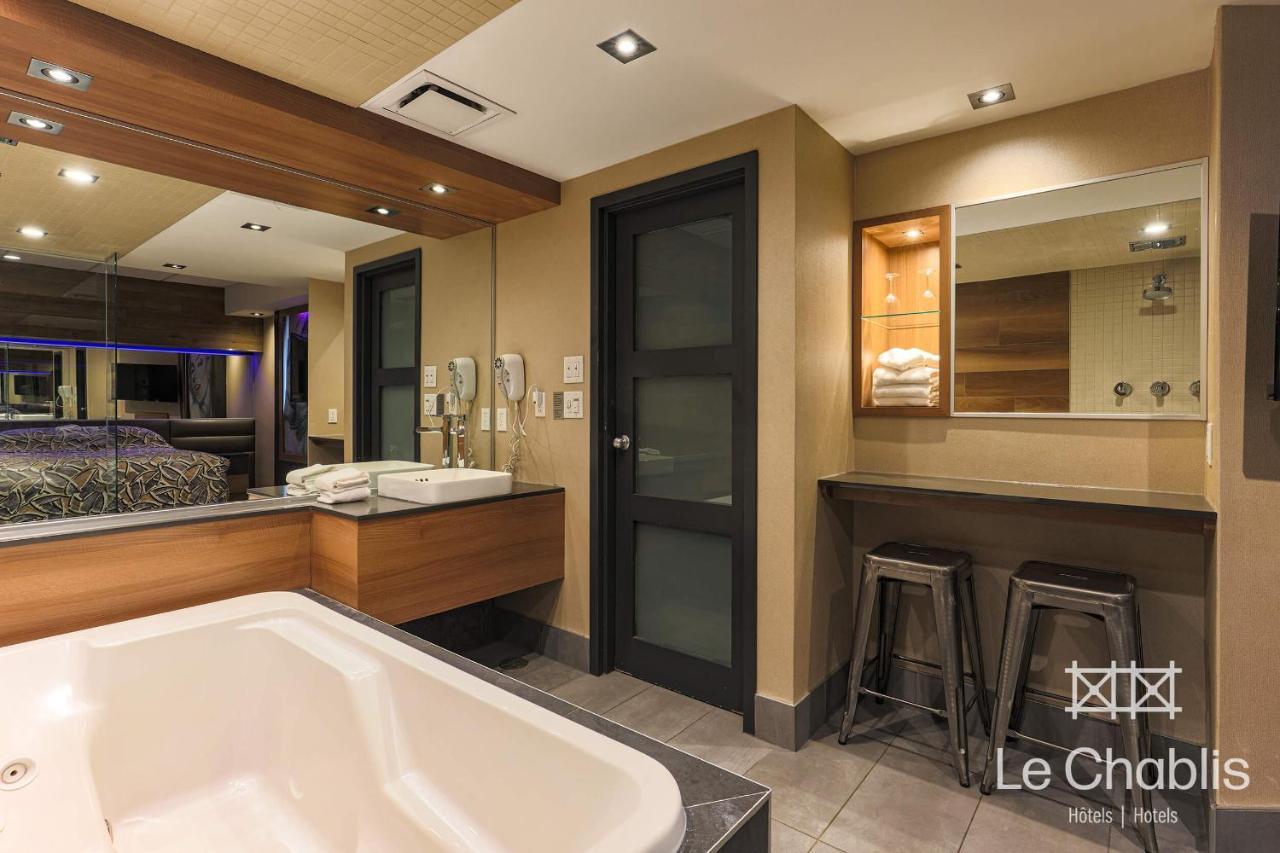 مونتريال Hotel Le Chablis Cadillac المظهر الخارجي الصورة