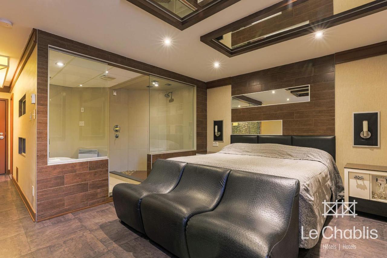 مونتريال Hotel Le Chablis Cadillac المظهر الخارجي الصورة
